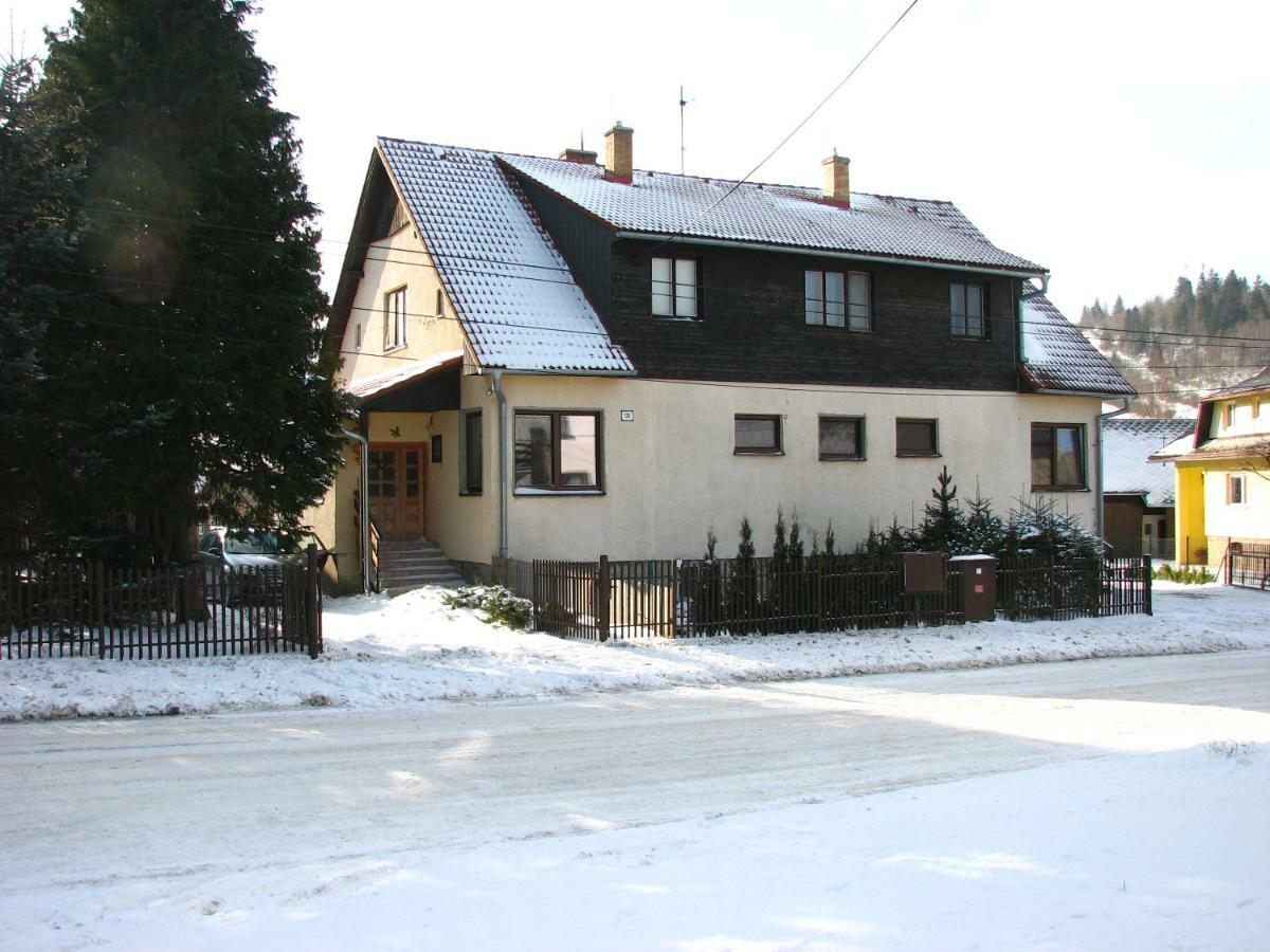 Forester Apartment Зуберець Екстер'єр фото